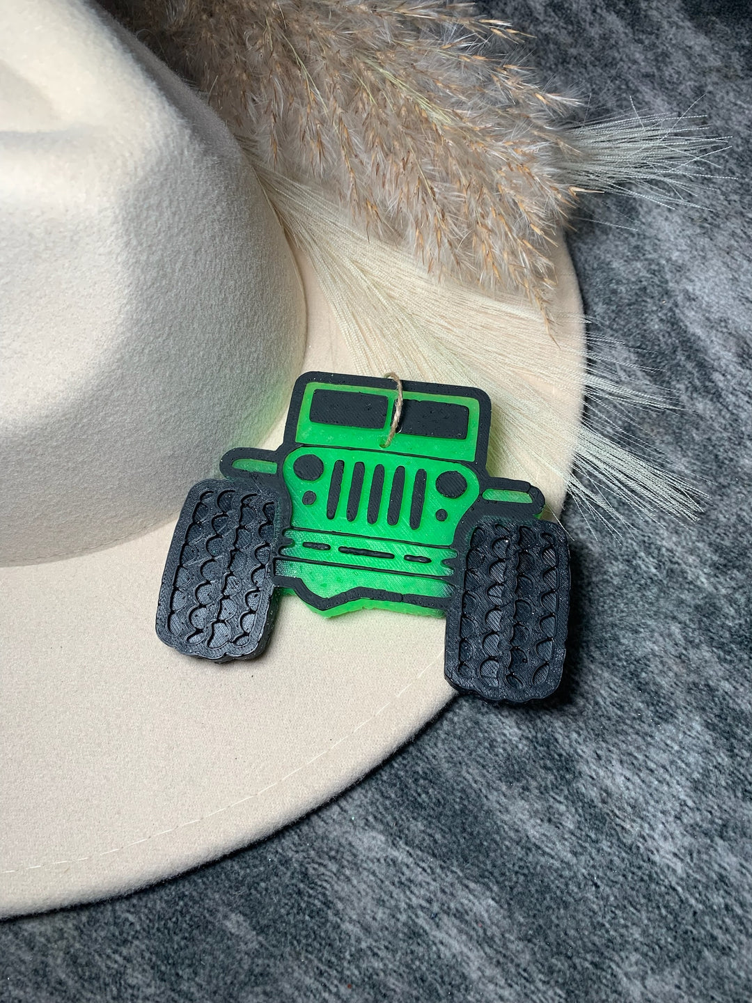 'Leather & Lace' Jeep Freshie