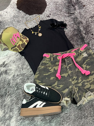 Braided Belt Patch Pocket Camo Shorts — Camouflage