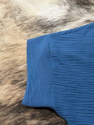 Woven Airflow V-Neck Short Sleeve Top — Dusty Blue