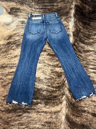 Dark wash high rise crop bootcut jeans with frayed hem, photo 3