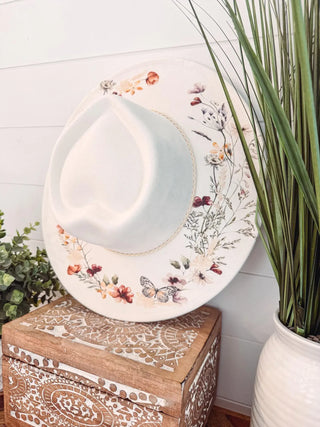 Floral print heart hat in vegan suede, beige and ivory options
