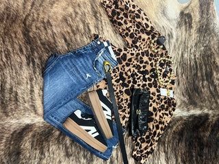 Dark High Rise Crop Bootcut Jeans w/Frayed Hem