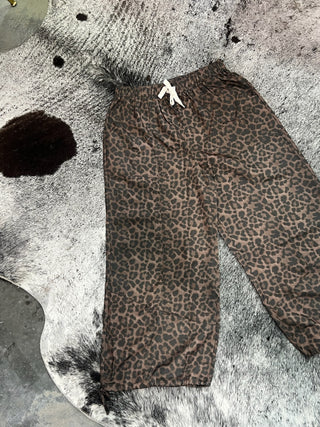 Leopard Print Balloon Style Pull Up Pants