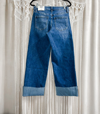 High rise cuffed cropped jeans