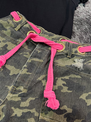 Braided Belt Patch Pocket Camo Shorts — Camouflage