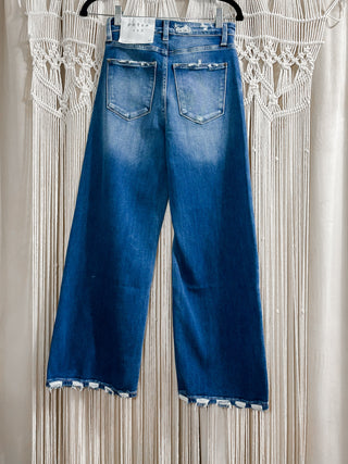 Wide leg baggy cropped jeans