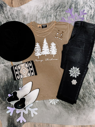 Boho Christmas Tree tee D&E Tees