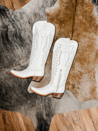 Wide calf white boots - Jayden Layne