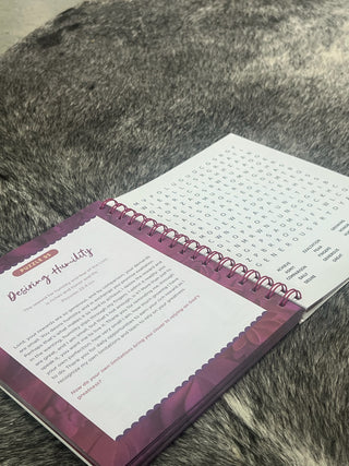 100 Days of Prayer for Women (Word Search Devotional)