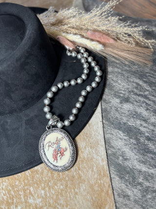Vintage rodeo pearl necklace