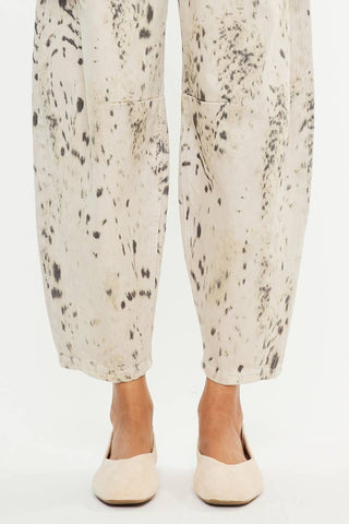 Kan Can high rise horseshoe leg tan leopard print jeans, photo 5