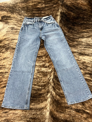 Medium Washed Straight Denim Jeans