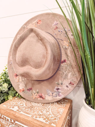 Floral print heart hat in vegan suede, beige and ivory options
