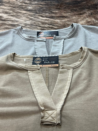 Washed split neck raw edge short sleeve knit top, photo 3