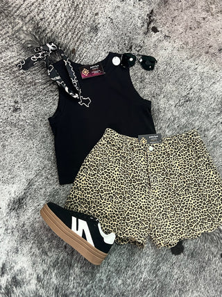 Mid Rise Leopard Twill Shorts with Scallop Hem