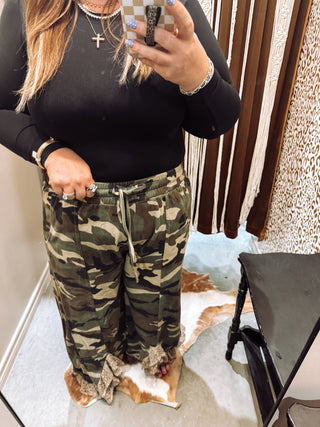 Camo Vintage Lace Infused Couture Elastic Waist Pants