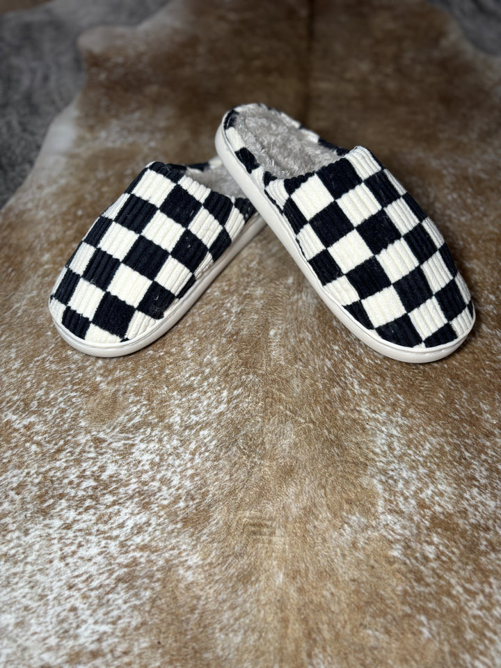 Checkered slippers