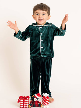 Boys emerald green velvet Christmas pajama set with white piping, photo 5