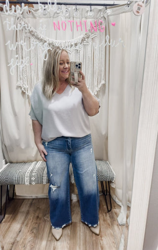 Wide Destroyed High Rise Relaxed Cropped Wide Leg Jeans