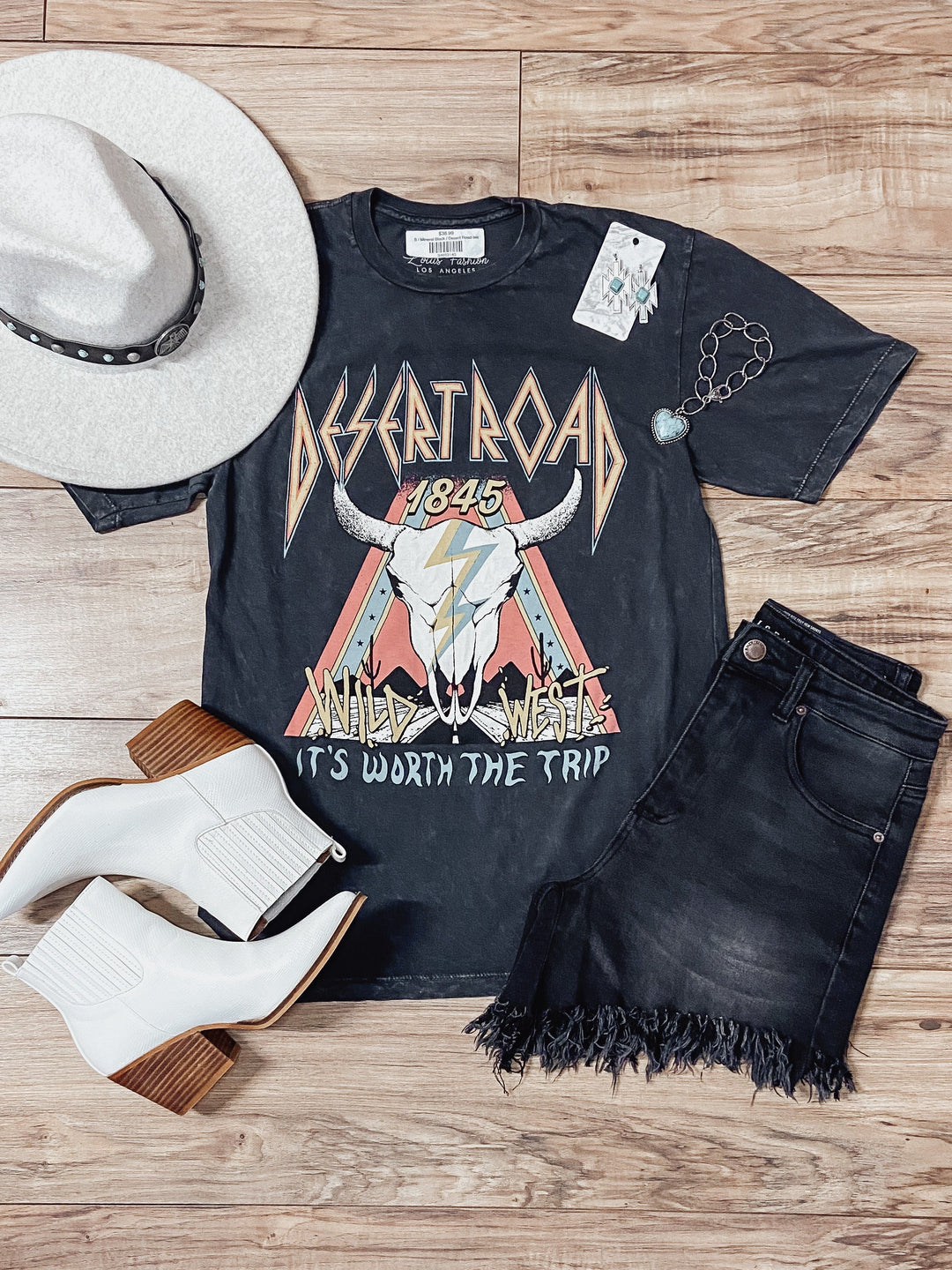 Desert Road tee - Jayden Layne