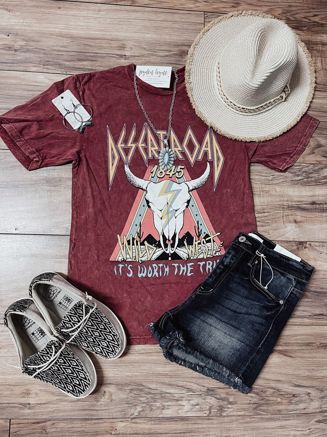 Desert Road tee - Jayden Layne
