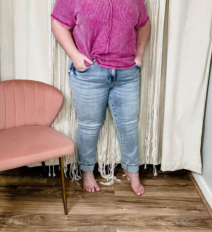 Deanne curvy mid rise straight jeans - Jayden Layne