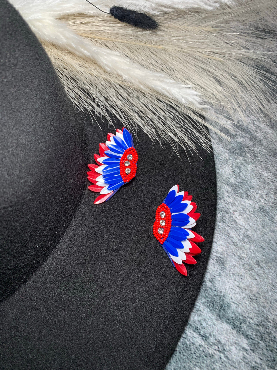 American Feather Earrings - Jayden Layne